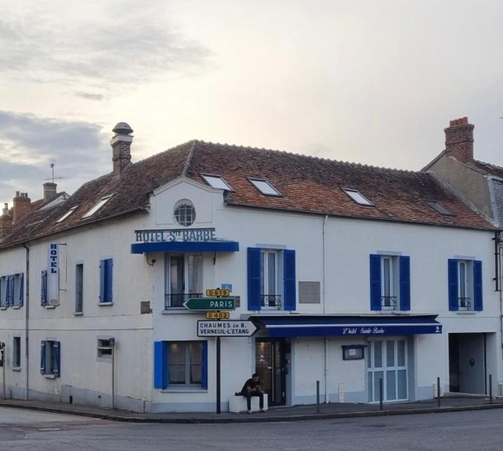 Guignes-Rabutin Hotel Sainte-Barbe المظهر الخارجي الصورة