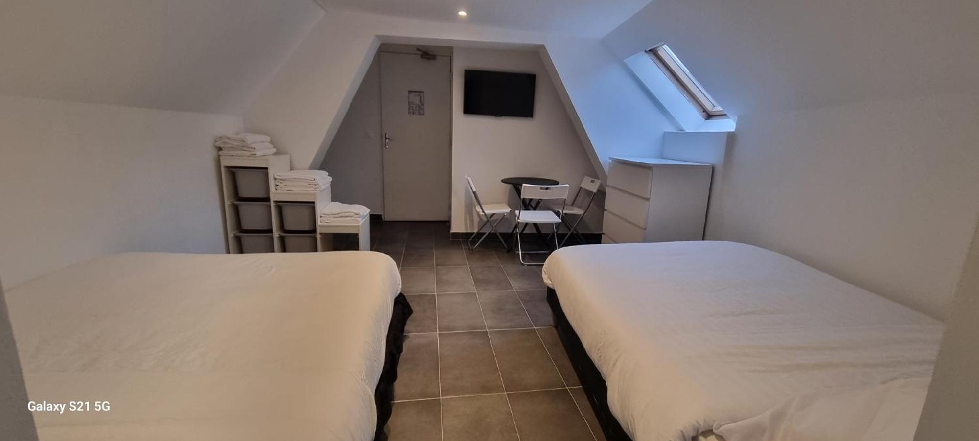 Guignes-Rabutin Hotel Sainte-Barbe المظهر الخارجي الصورة